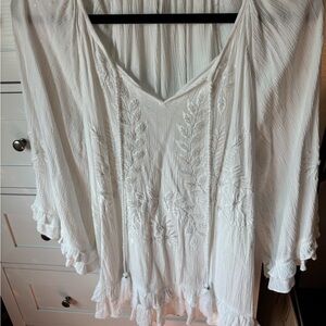 Gorgeous Tru Luxe Boho Top Size XL